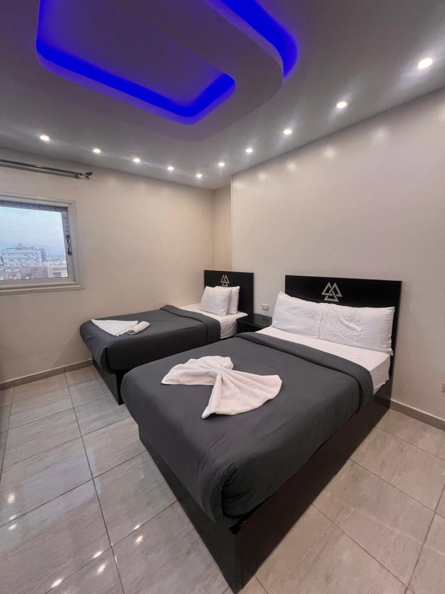 Pyramids View 4*